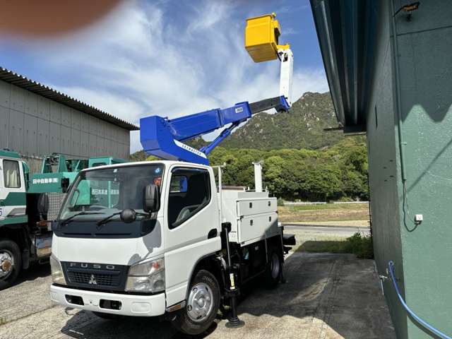 Mitsubishi Fuso Canter 11