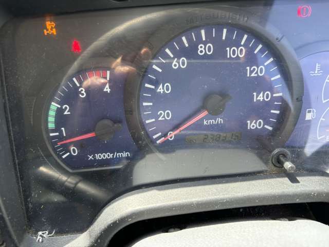 Mitsubishi Fuso Canter 2