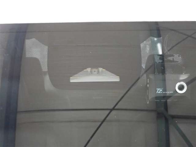 Toyota Voxy 12