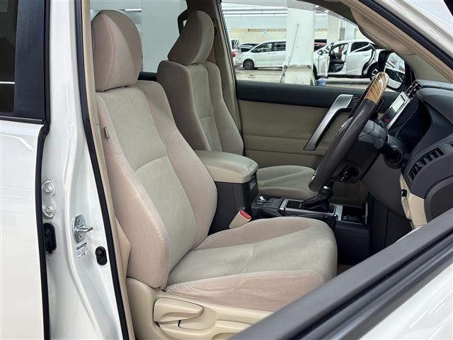 Toyota Land Cruiser Prado 12