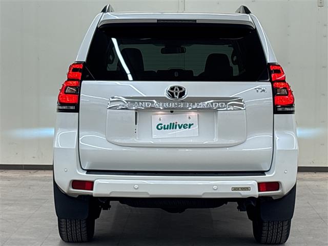 Toyota Land Cruiser Prado 9