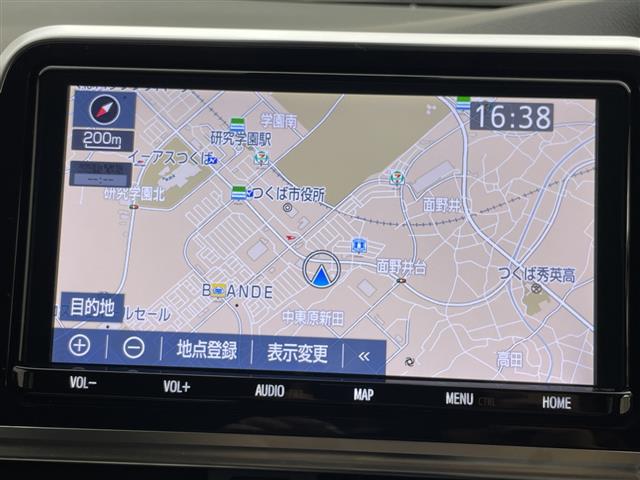 Toyota Sienta 6
