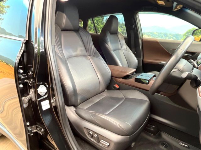 Toyota Harrier 8