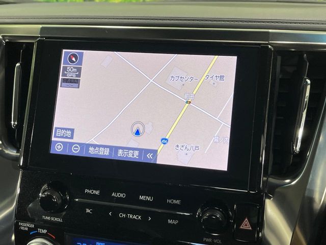 Toyota Alphard 5