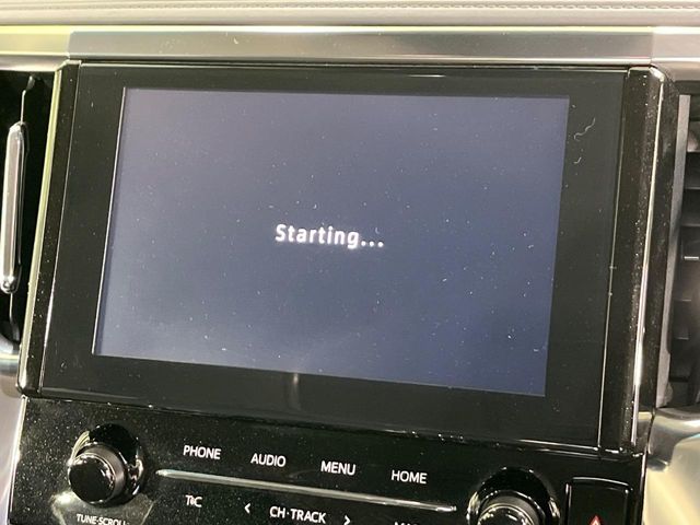 Toyota Alphard 6