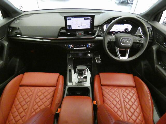 Audi SQ5 2