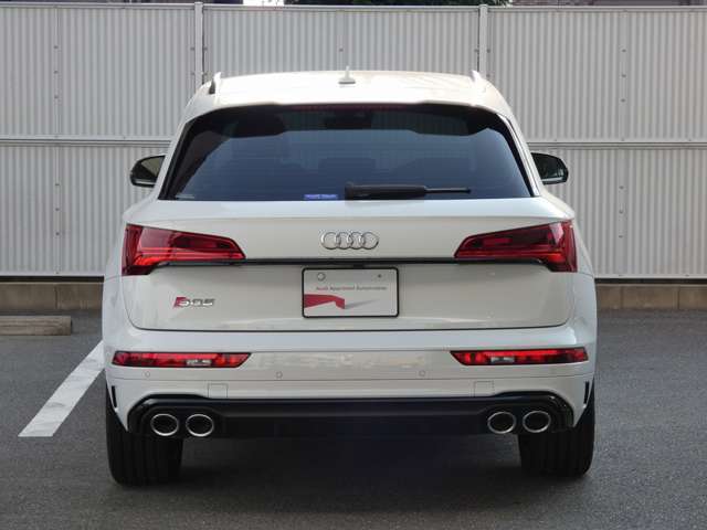 Audi SQ5 8