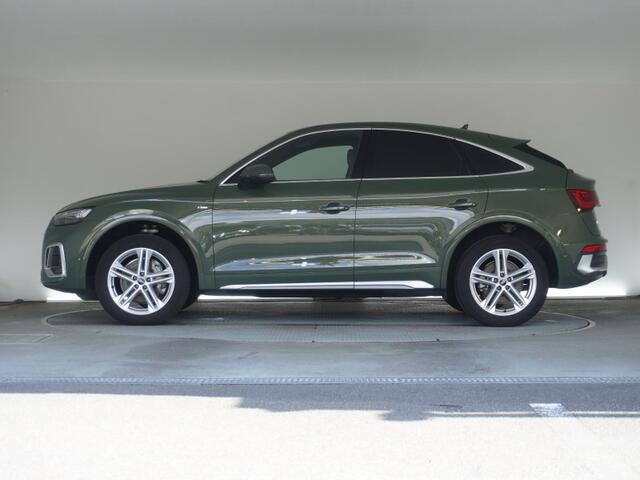 Audi Q5 Sportback 4
