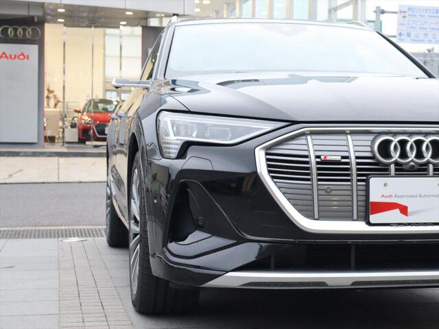 Audi e-tron 11