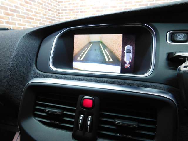 Volvo V40 Cross Country 10