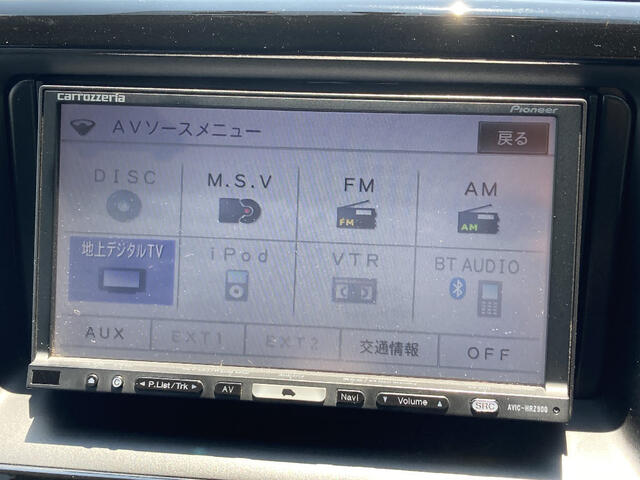 Toyota Noah 8