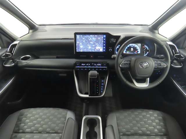Toyota Voxy 5
