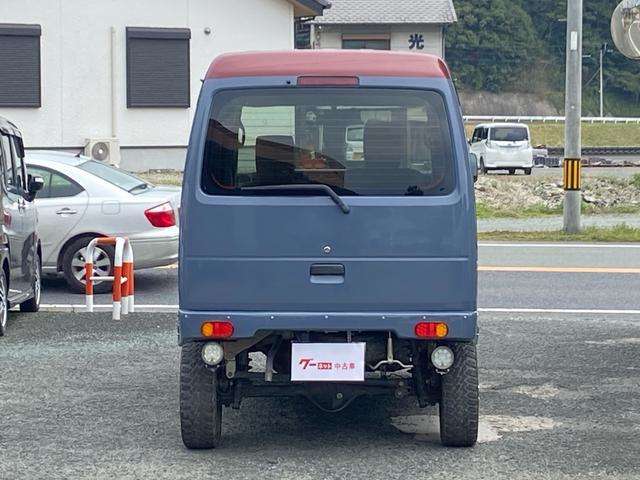 Suzuki Every 8