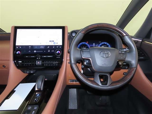 Toyota Vellfire 12