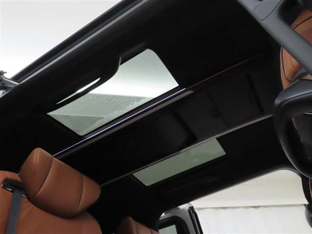 Toyota Vellfire 3