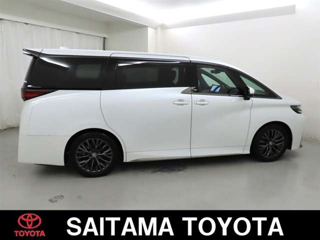 Toyota Vellfire 9
