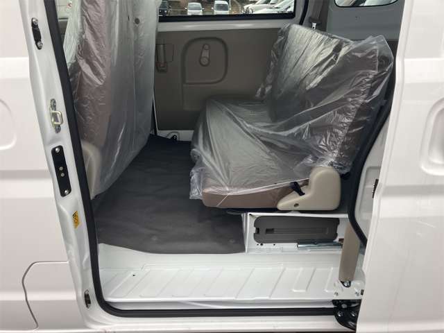 Suzuki Every 9