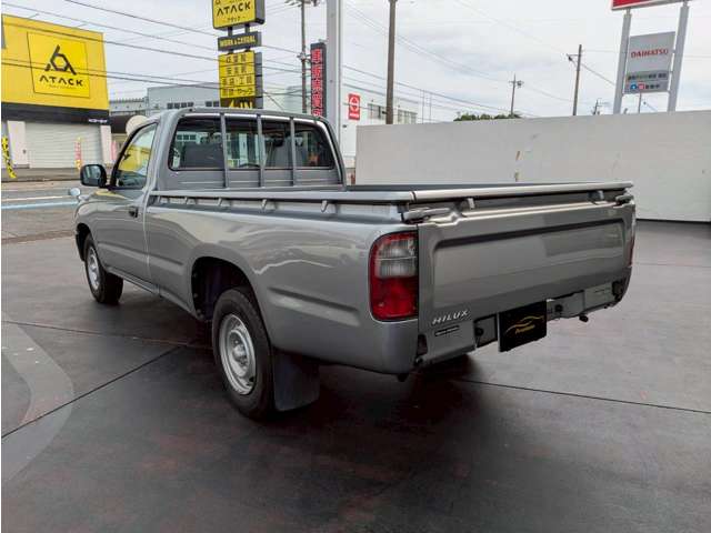 Toyota Hilux 7