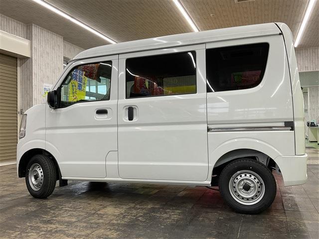 Nissan NV100 Clipper 10