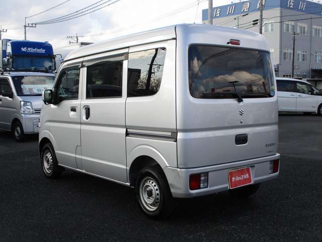Suzuki Every 9