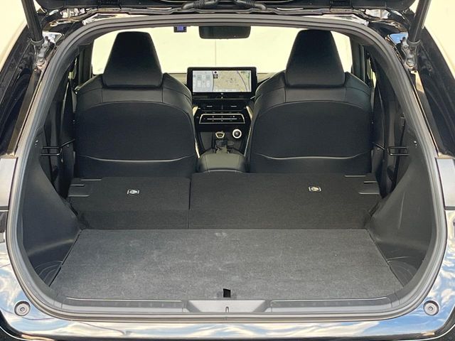 Toyota Harrier 11