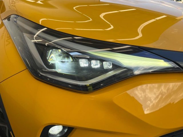 Toyota C-HR 12