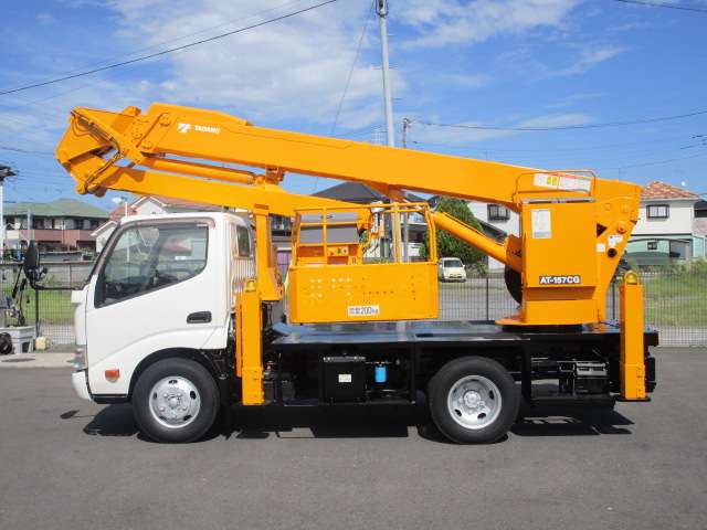 Hino Dutro 7