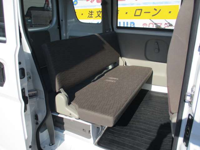 Nissan NV100 Clipper 10