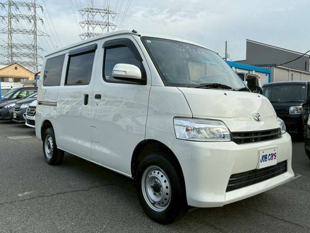 Toyota Town Ace Van 2