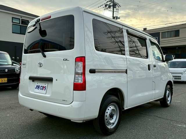 Toyota Town Ace Van 4