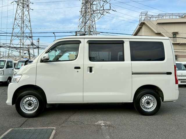 Toyota Town Ace Van 7