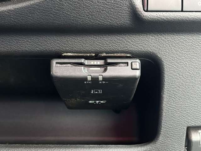 Mitsubishi eK X 12
