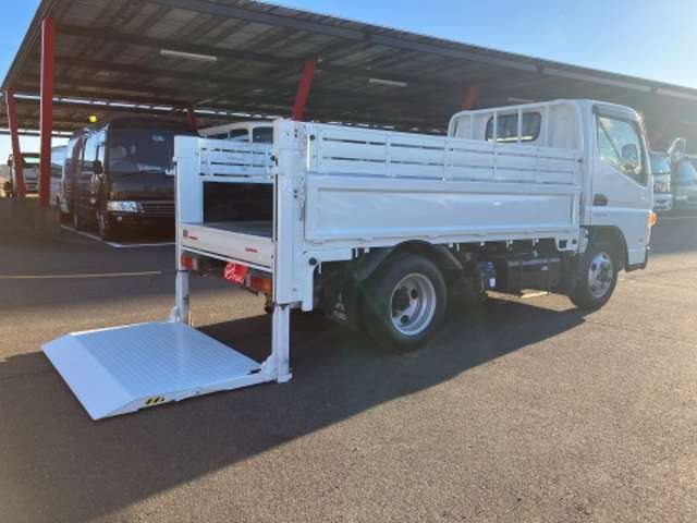 Mitsubishi Fuso Canter 11
