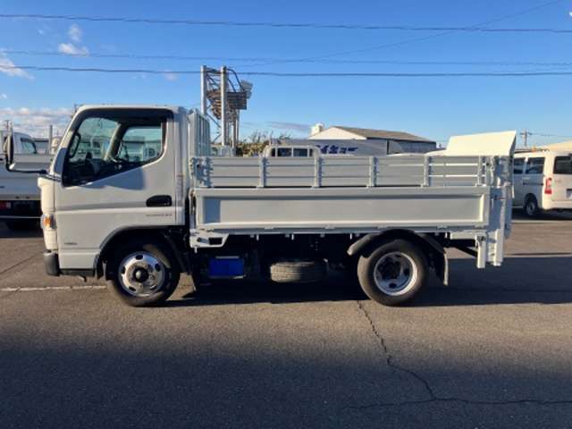 Mitsubishi Fuso Canter 7