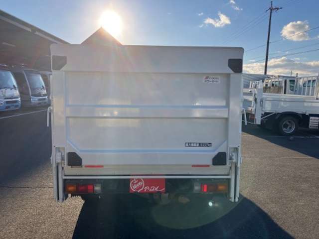 Mitsubishi Fuso Canter 8