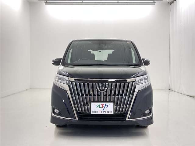 Toyota Esquire 4
