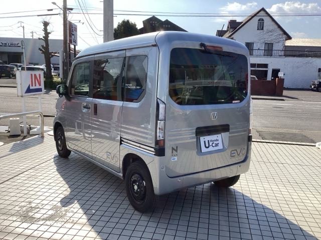 Honda N-VAN 9