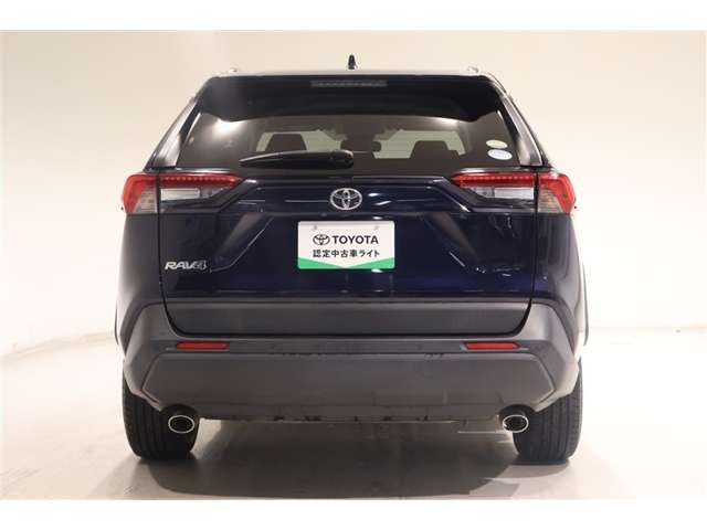 Toyota RAV4 8