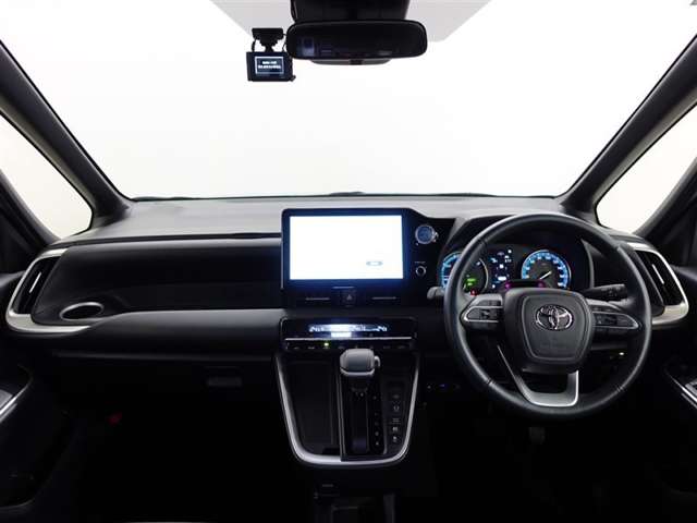 Toyota Voxy 12