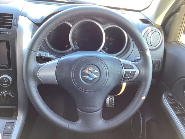 Suzuki Escudo 11