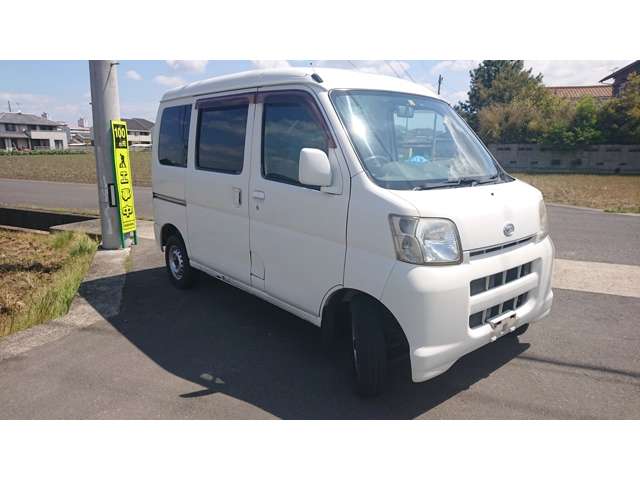 Daihatsu Hijet Cargo 3