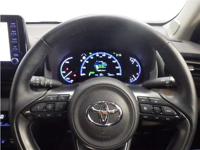 Toyota Yaris Cross 12