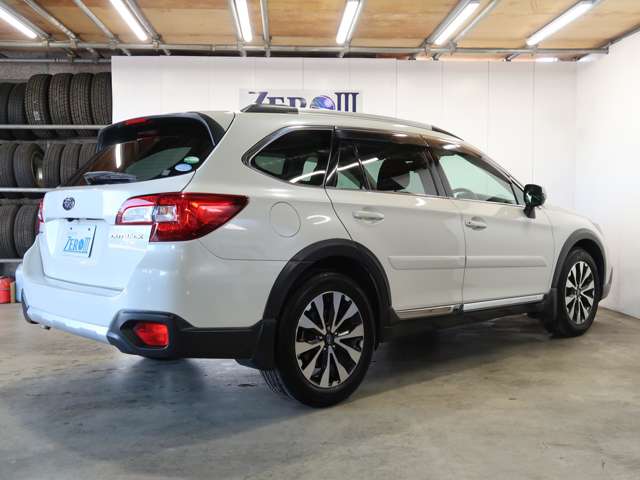 Subaru Legacy Outback 12