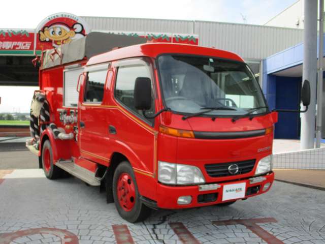 Hino Dutro 3