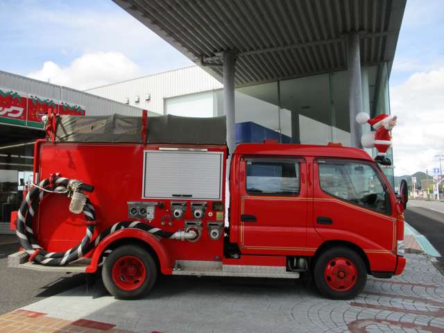Hino Dutro 4