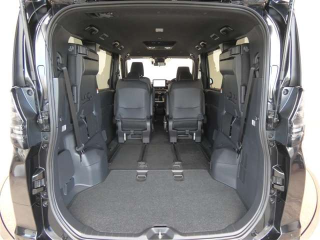 Toyota Voxy 7