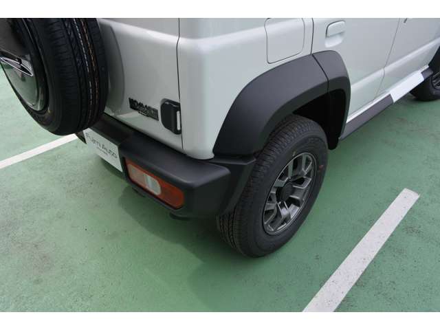 Suzuki Jimny Nomade 11