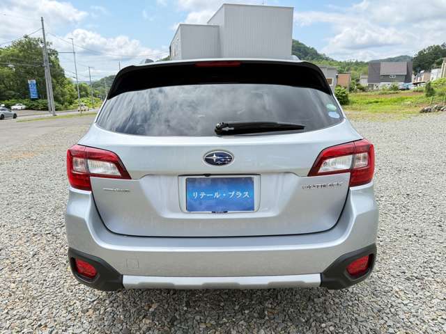Subaru Legacy Outback 7