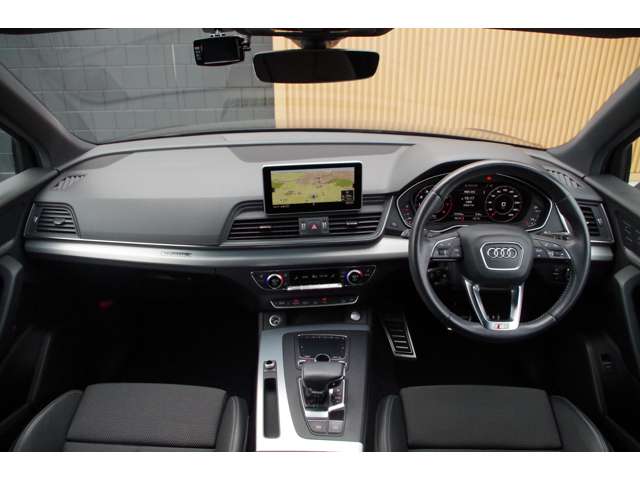 Audi Q5 4
