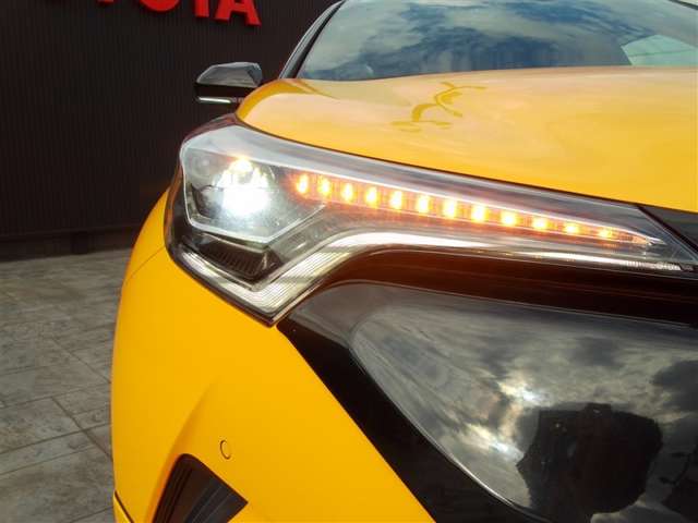 Toyota C-HR 8